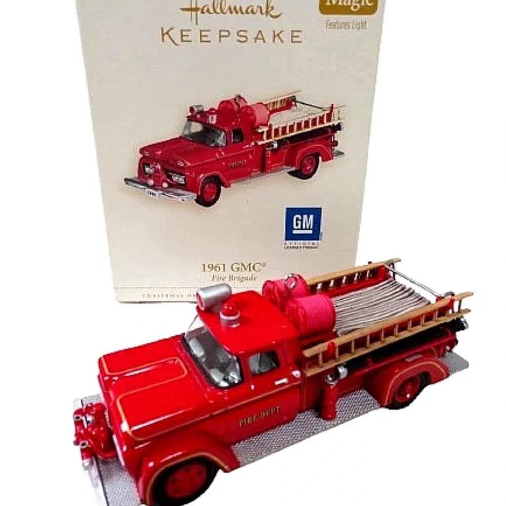 Hallmark Keepsake Red 1961 GMC Fire Truck